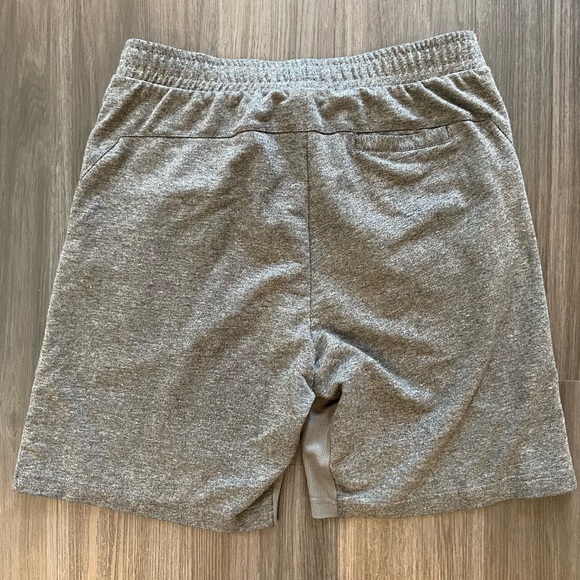 Alphalete Rec Shorts v2 - medium - dark grey - Picture 2 of 5